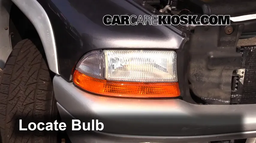 2003 Dodge Dakota SLT 4.7L V8 Crew Cab Pickup (4 Door) Lights Turn Signal - Front (replace bulb)